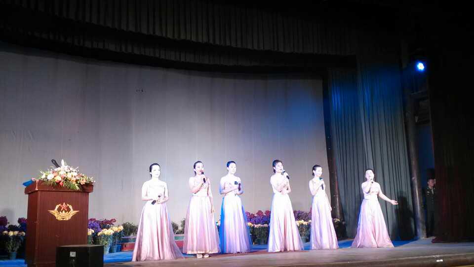 教育科学学院艺术团下部队参加演出